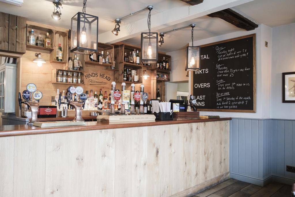 Hinds Head Aldermaston Exterior foto