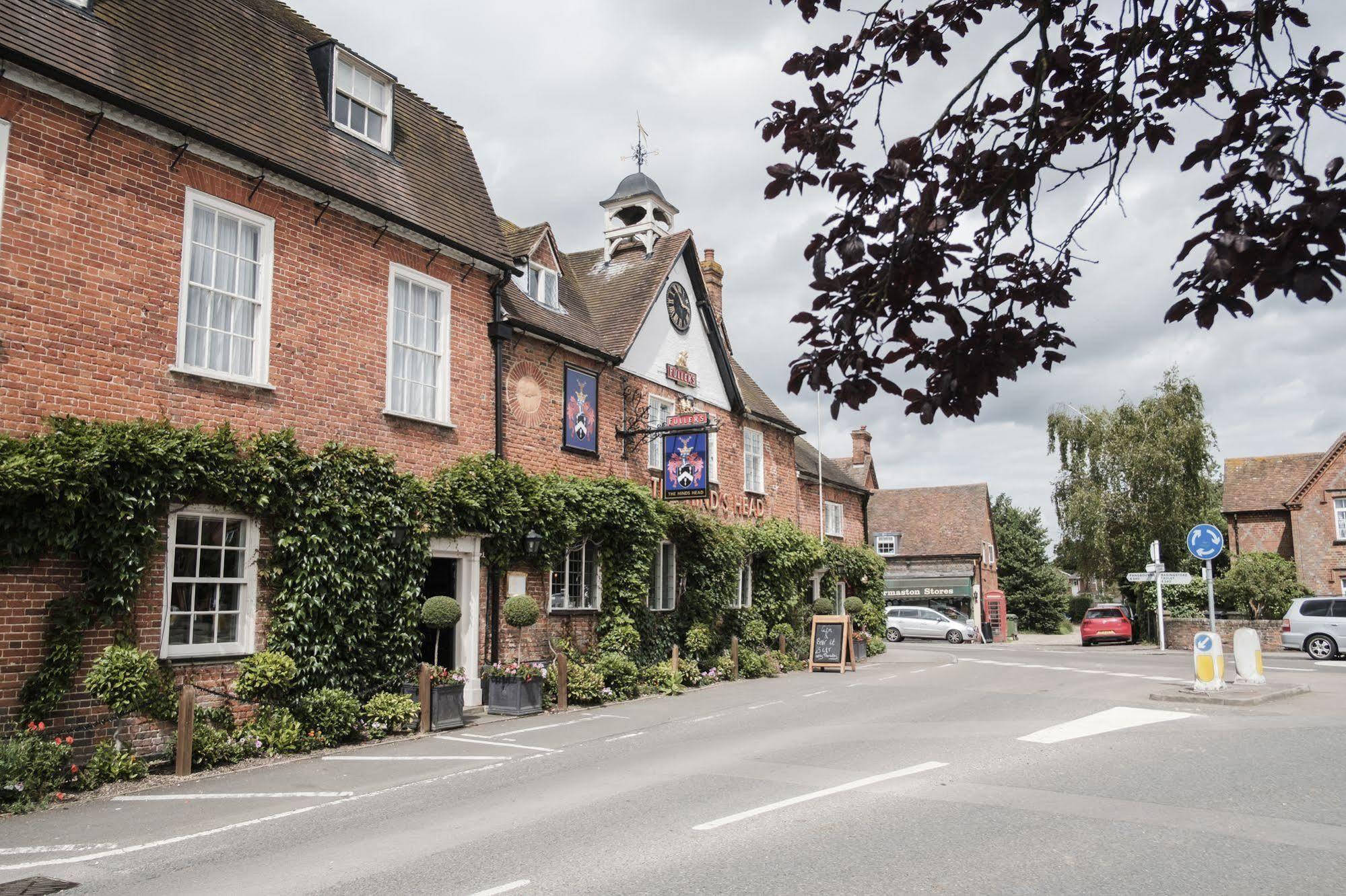 Hinds Head Aldermaston Exterior foto